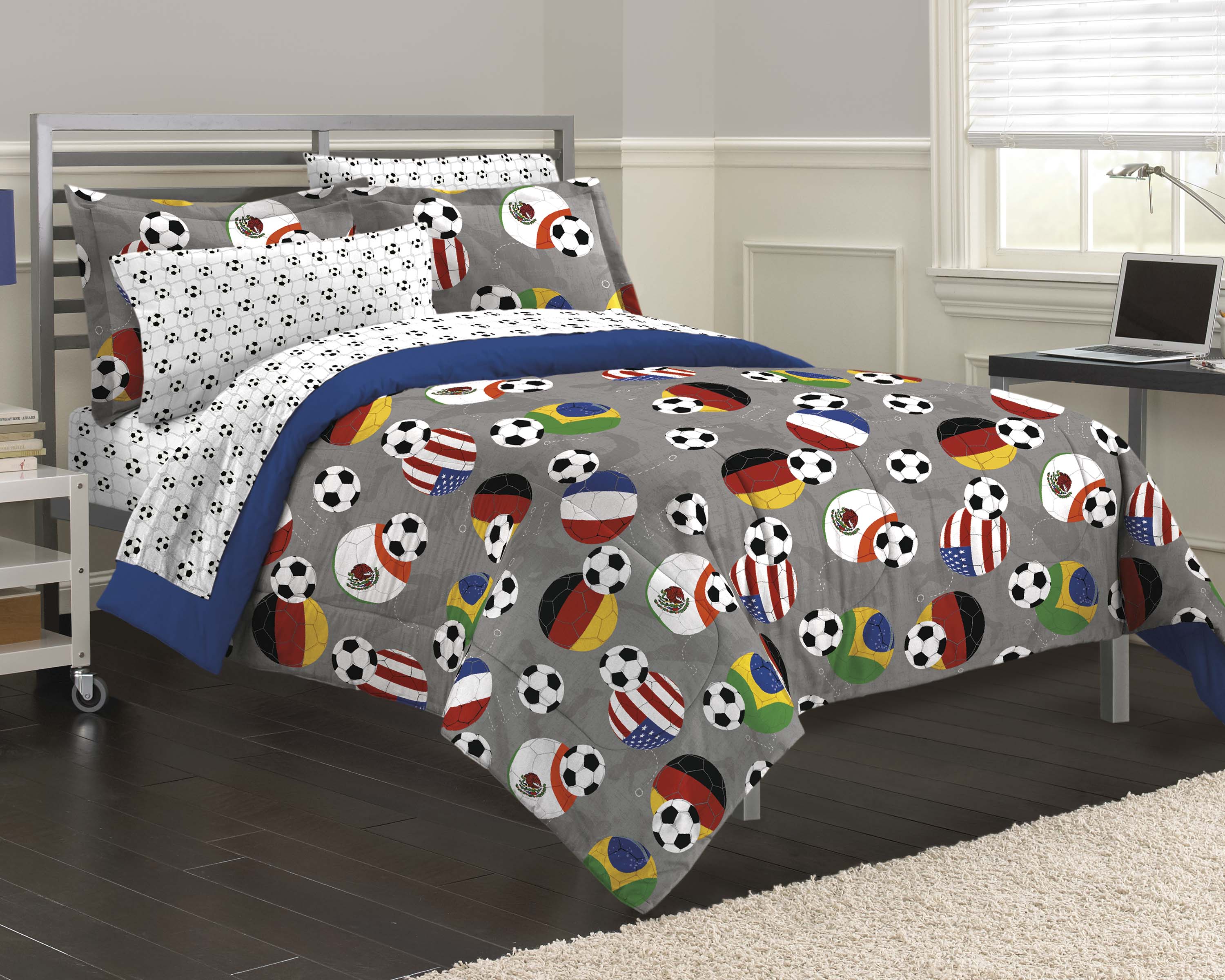 NEW Soccer Fever Teen Tween Kids Bedding Comforter Sheet Set Queen eBay
